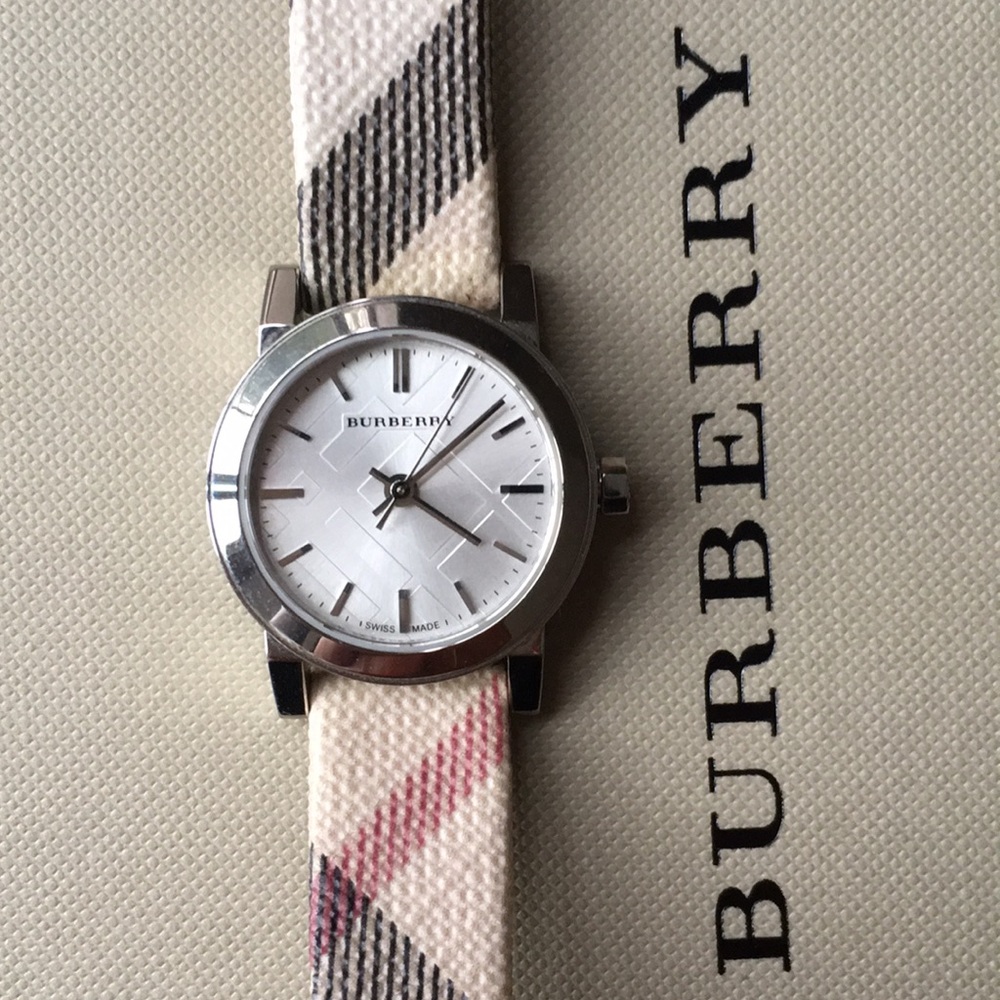 Burberry Nova Check Wrist Watch